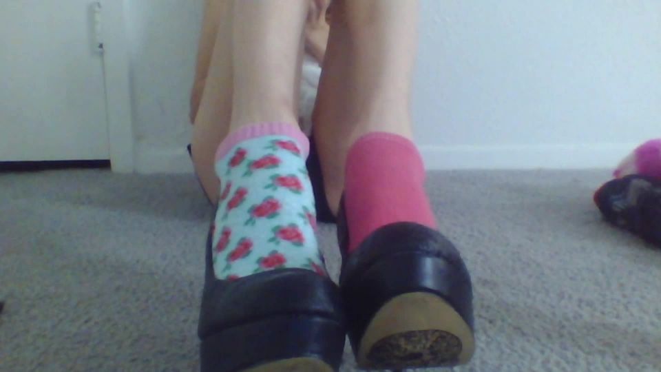 free online video 11 PrincessCica – High Heels with Mismatched Socks on pov free smoking fetish