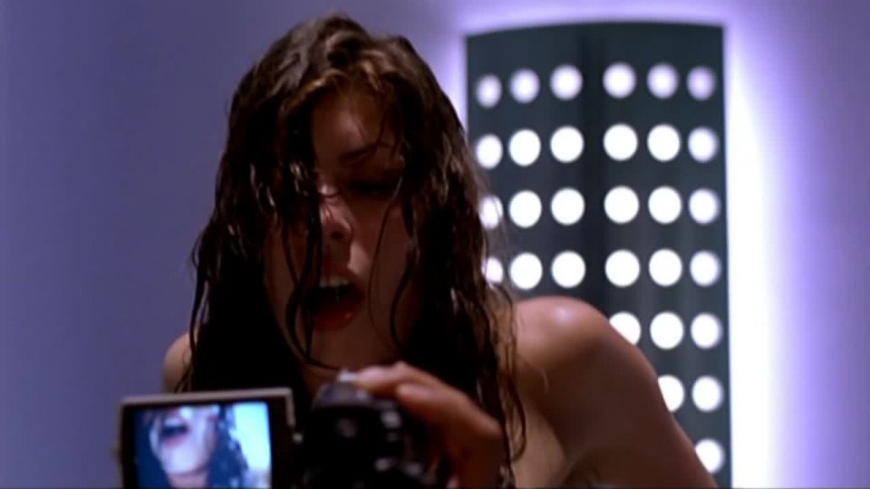 Lou Doillon – Embrassez qui vous voudrez (2002) HD 720p - [Celebrity porn]