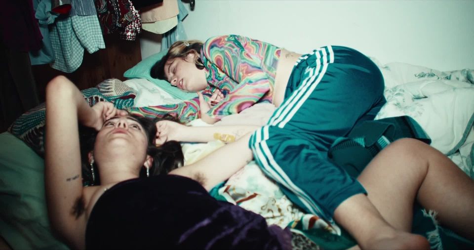 Sexy Night Adventure: Charismatic Stranger's Passionate Secr