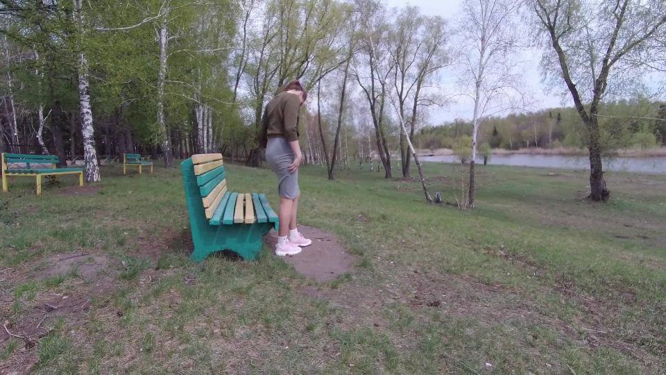Mari Saldy - Fucking with a Stranger in the Park for Money