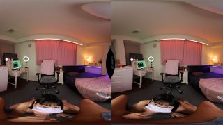 DSVR-1581 【8KVR】裏垢エロ配信がバレた姉と、禁断の姉弟SEXでアへ顔晒しながらハメ撮り生配信