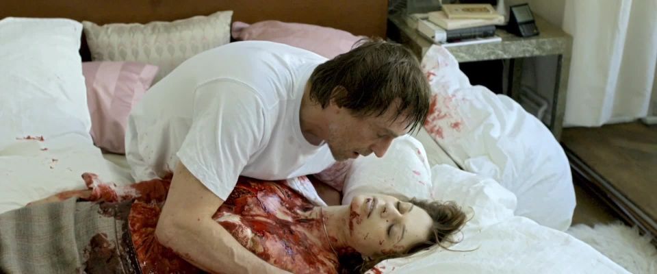 Lisa Belle, Jodii Christianson, Victoria Maurette - The Theatre Bizarre (2011) HD 1080p!!!