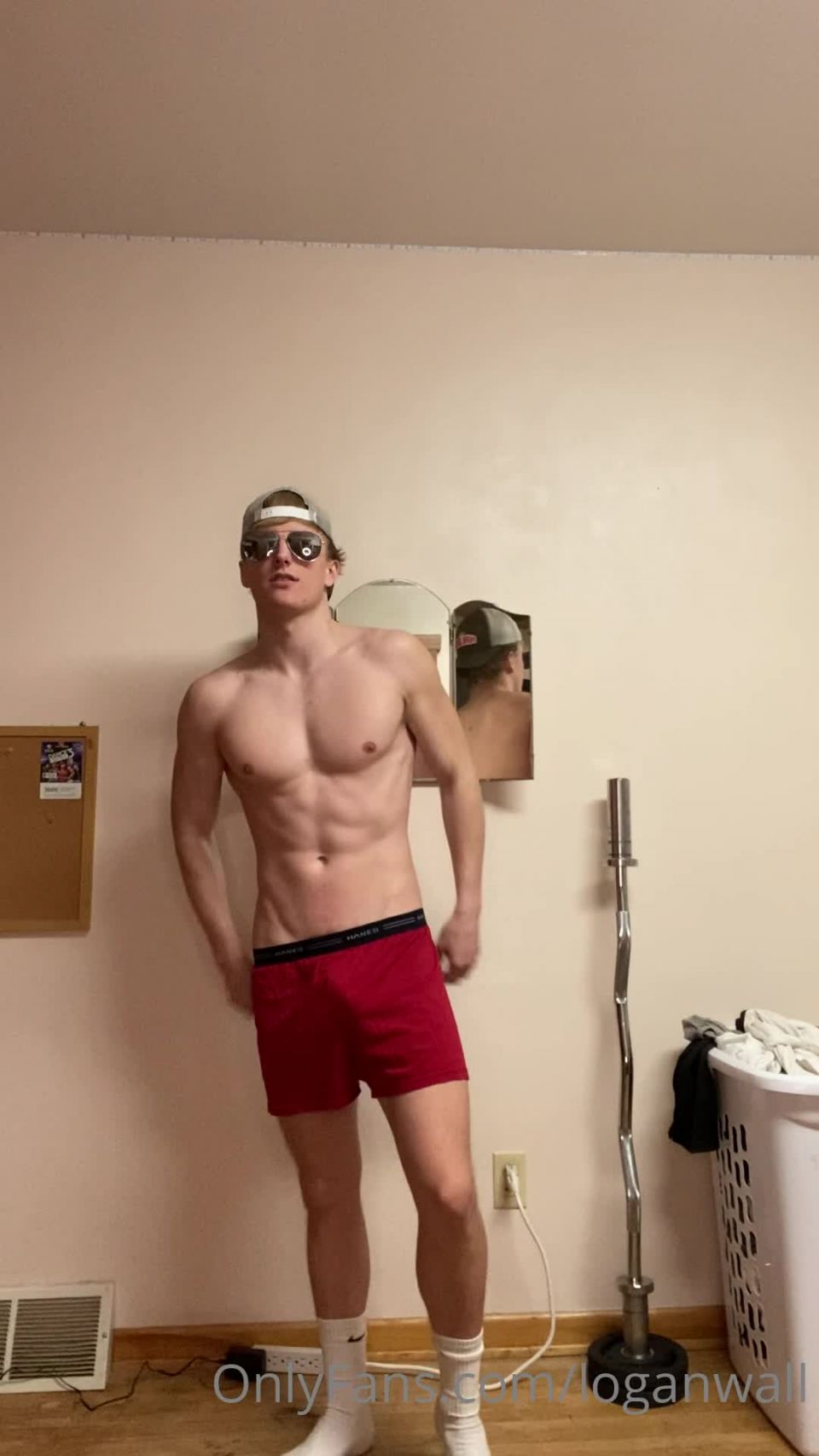 Loganwall () - i got something for you to suck this morning ps my socks are on 13-03-2021