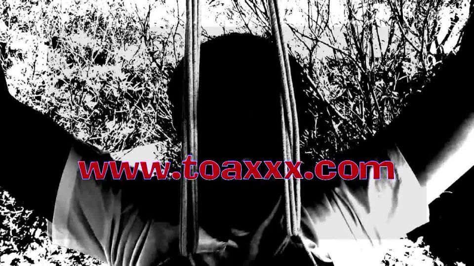 Desafíos cruzados colgantes para Muriel La Roja y Afsana Ki...