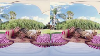 Kimberley Lavigne, Tony Lee, Yasmin de Castro - Double Dessert - VirtualRealTrans (UltraHD 4K 2023) New Porn