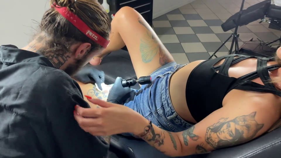 Porn Hub - Wife Caught Cheating On a Tattoo Artist. As a Reward, She Gets Fucked Hard By Two Guys! - Cumshot