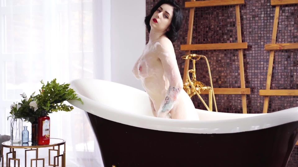 xxx video 8 Miss Ellie Mouse – Foam Bath for the Goddess | glove fetish | brunette girls porn bdsm squirt compilation