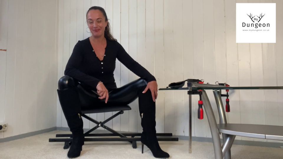 My Dungeon Review, From Ratchet Wrist Cuffs To Table Restraint.