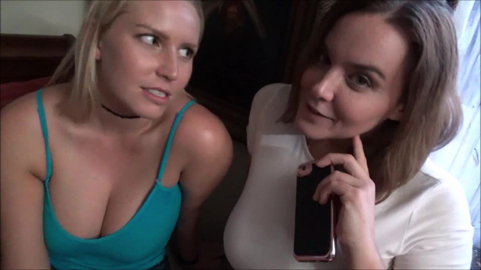 Natasha Nice, Vanessa Cage - Family Sleepover 10.07.2018 Brother, Sister, Secret - 10.07.2018