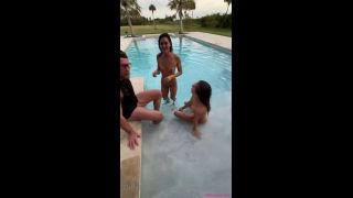 Bryce Adams Big Booty Bailey First Time Sharing BF In The Pool 1 Onlyfans (Amateur porn)