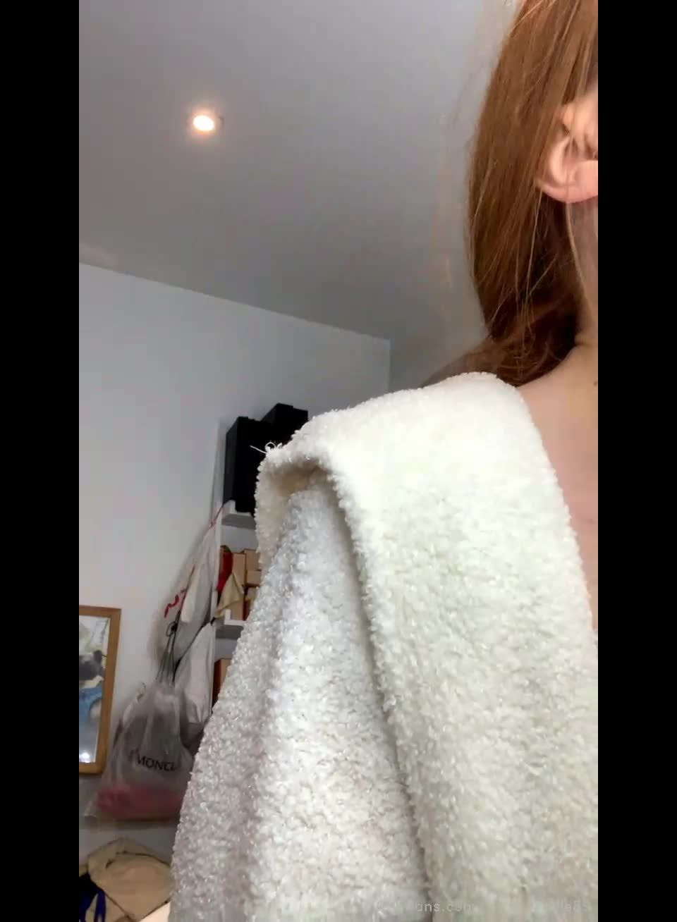 Brookie Little - Brookielittle33 () Brookielittle - el arroyo comenzó en pm 23-03-2020