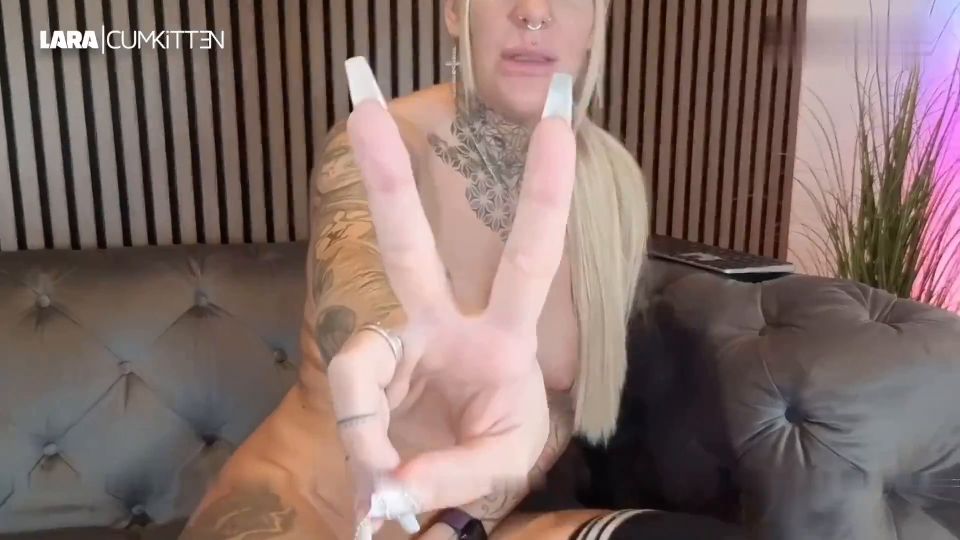 Lara-CumKitten - XXXXL Dildo sprengt meine FOTZE - Meine hei?este WEBCAM SHOW nunca - FullHD 1080P