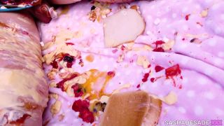 SashadeSade.xxx presenta Sasha de Sade en Picnic de Humillación