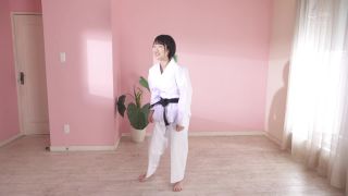 HND-908 Karate Black Belt Shortcut Young Wife Yui Yuzukis First Raw Creampie While Also Practicing Child Making 