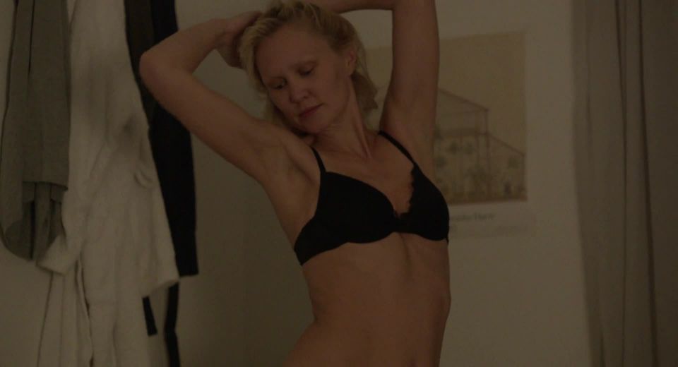 Ellen Dorrit Petersen, Vera Vitali – Blind (2014) HD 1080p - (Celebrity porn)