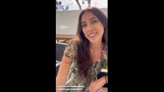 Teen Mi Fa Un Pompino Mentre Il Suo Fidanzato Va in Unaltra Stanza dialoghi...