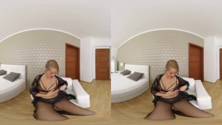 Cherry Kiss - Blond Babe With Sexy Feet - Czech VR Fetish 376 - CzechVRFetish (UltraHD 4K 2021)