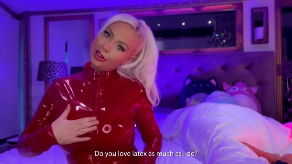 Amanda Bredén  Latex JOI