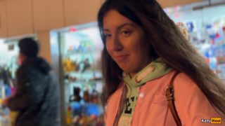 A Daring Guy Persuaded A Stranger To Have Sex On The First Date  POV