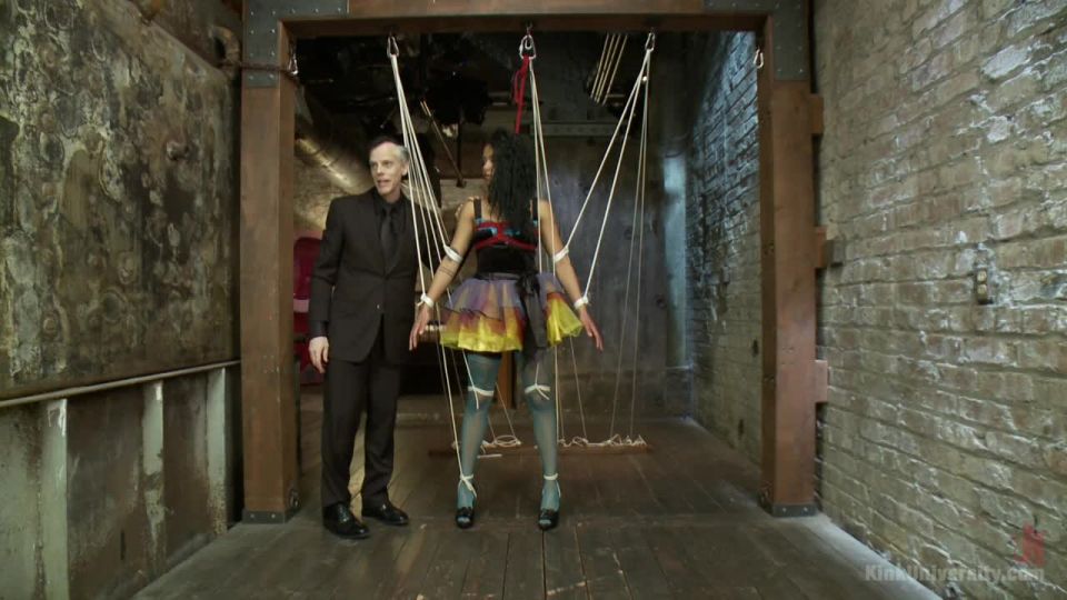 Mar Dollificación Haciendo Marionettes Amp Muñecas de Amor Humano.