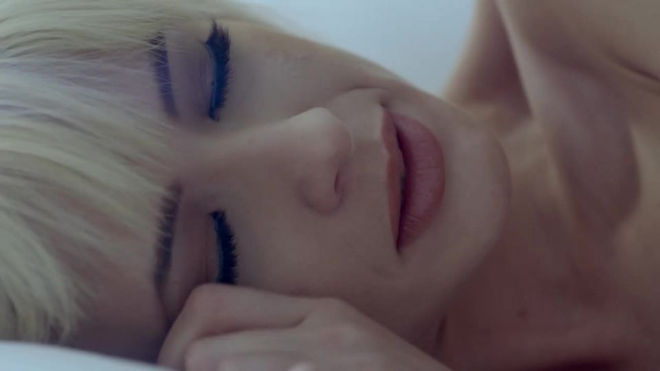 Hasta e incluyendo sus límites (2021) Video Sexo Descarga...