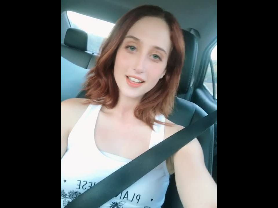 Luna Lain - lunalainxx () Lunalainxx - touring in la and of course car titty 22-09-2019