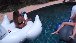 Custom Fetish - Vivian n Madison s Pool Blow to Pop FULL - Fetish