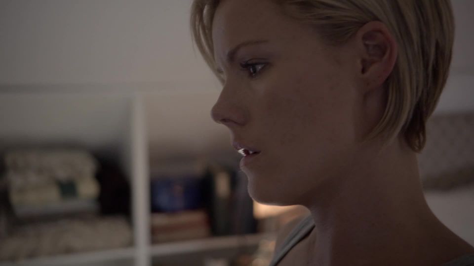 Kathleen Robertson – Boss s02 (2012) HD 1080p!!!