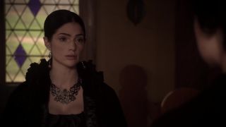 Azure Parsons, Janet Montgomery – Salem s01e02 (2014) HD 1080p!!!