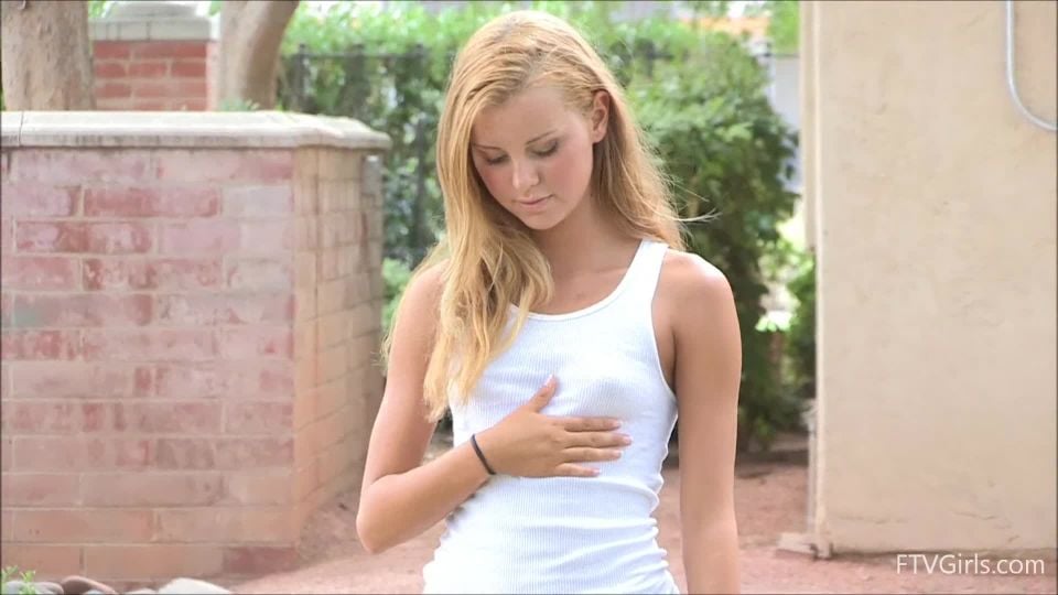 Throwback Jesse Rogers public nude Jessie Rogers – 1 080p Voyeur