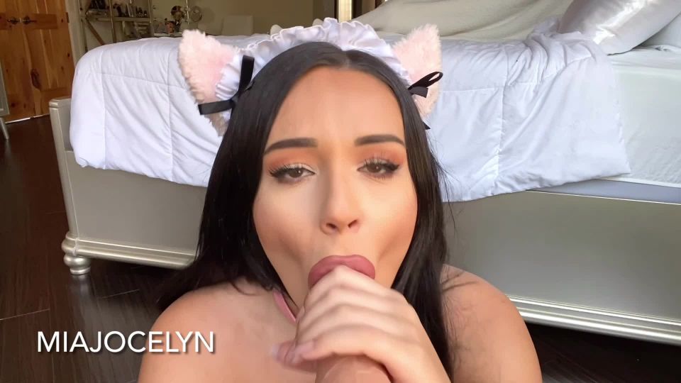 gratis porno clip 17 Mia Jocelyn – Gato Chica Toma un Big Cock, resus fetiche en los juguetes