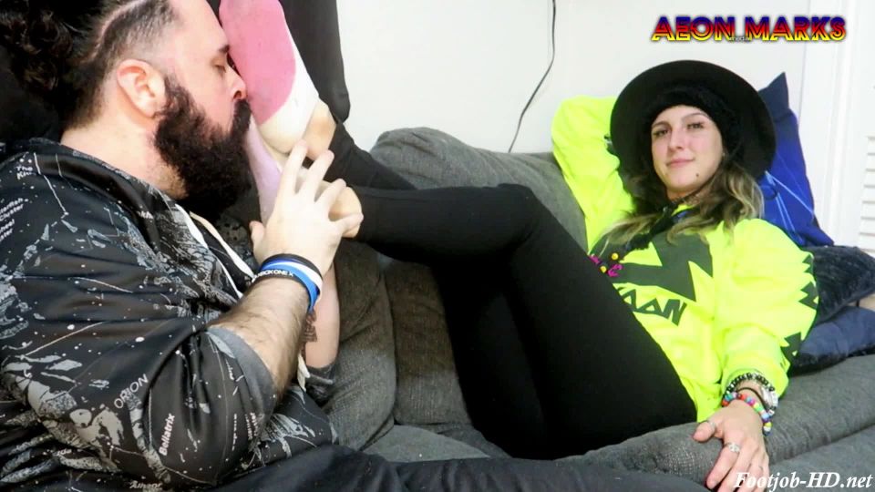 xxx video 28 Im gonna jerk you off with my Sweaty Festival Feet – Cute Feet And Cumshots | foot fetish | fetish porn fetish facebook