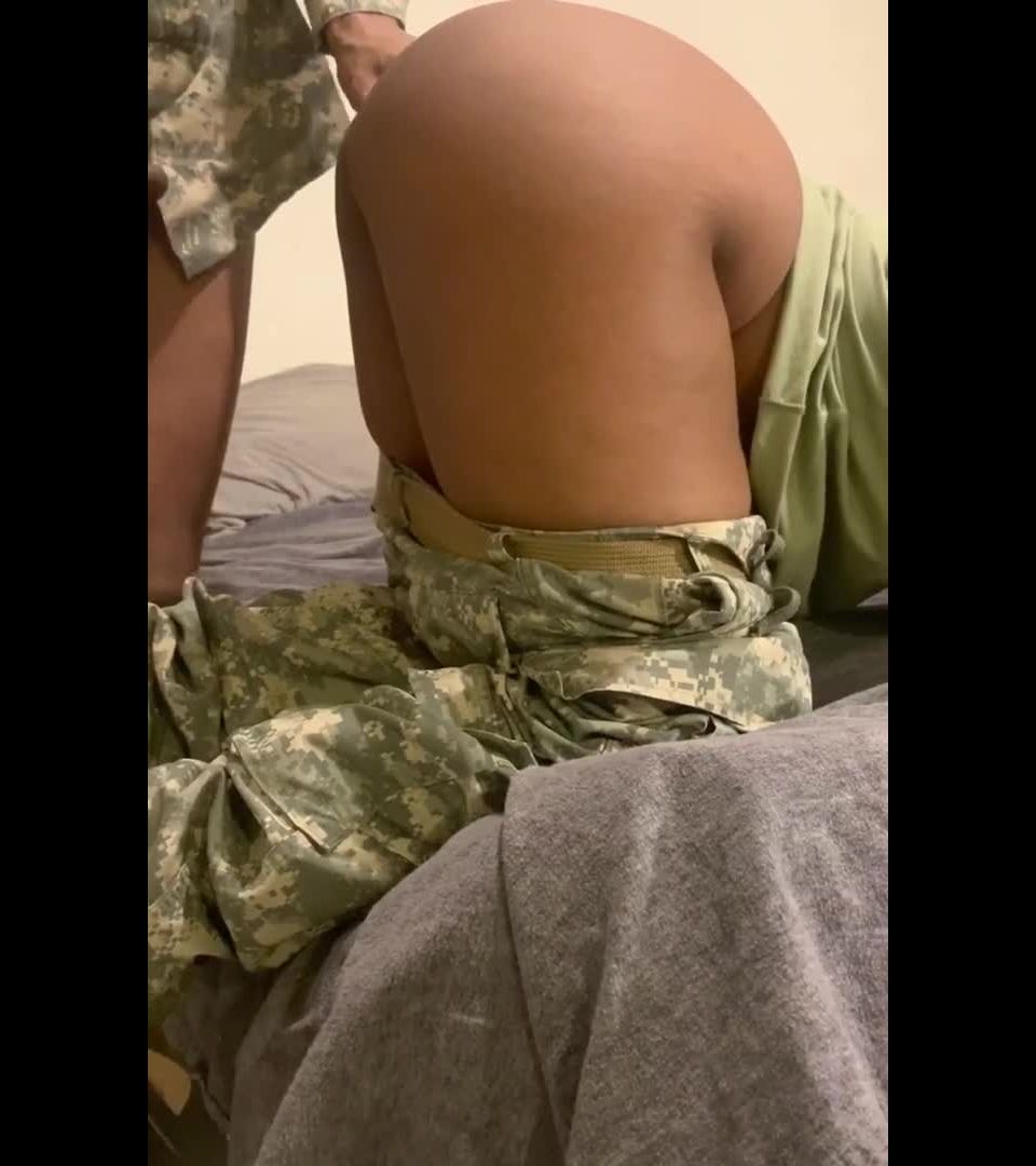 Ebony soldier gets fucked in barracks