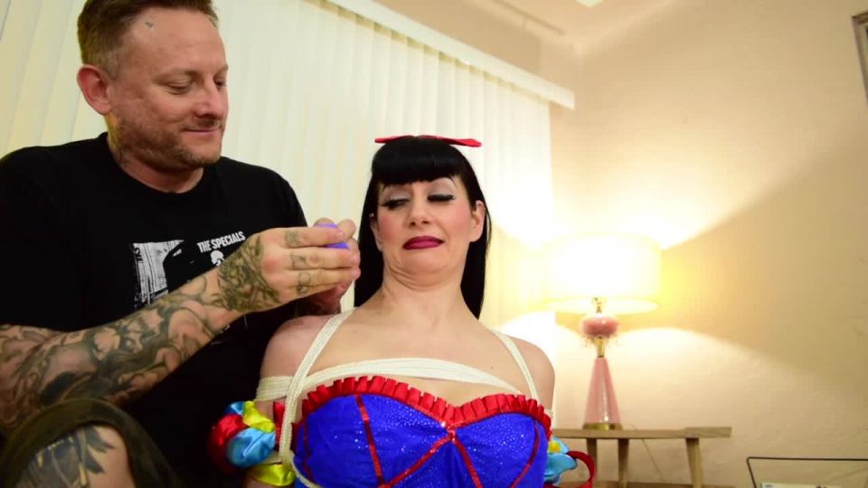 free xxx video 4 Nyxon Deflowering Snow White | bdsm | bdsm porn big tits bdsm video