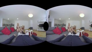 German Busty Babe Eny Has Sex In VR