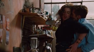 Anne Hathaway – Love and Other Drugs (2010) HD 1080p - (Celebrity porn)