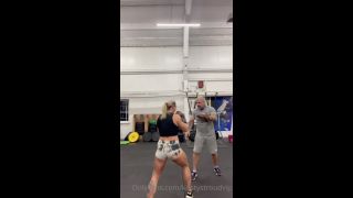 Kirstystroudvip - boxing mins of sparring with benstroud where i spent most my time on the flo 18-08-2022