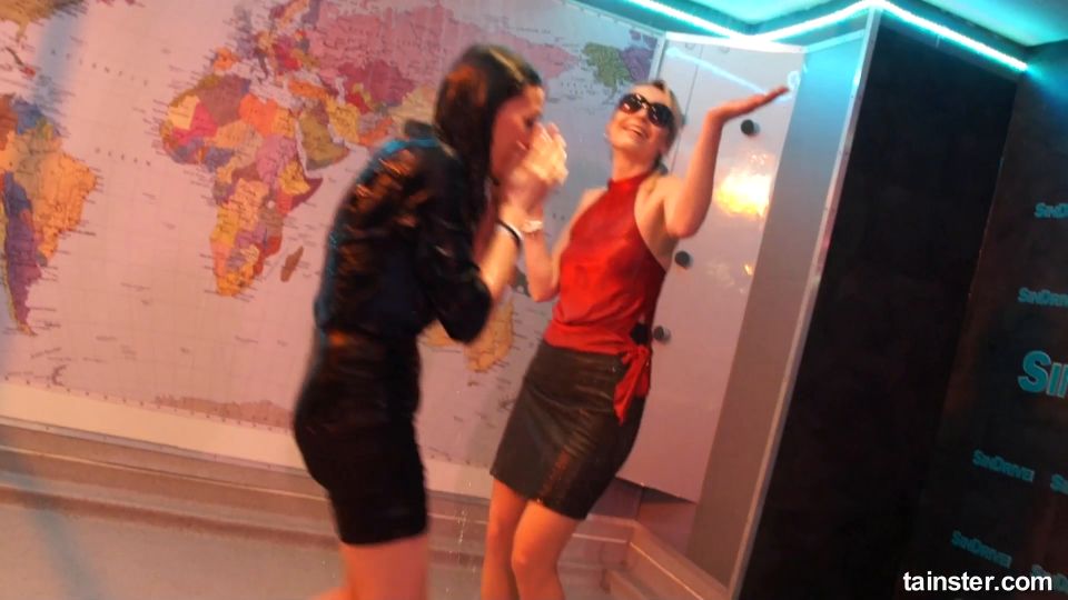 ¡Qué mundo tan húmedo y maravilloso! - Grupo