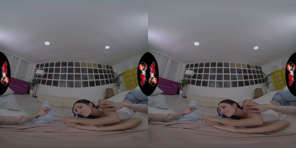 VRLatina  Incredibly Sexy Latina Fucking VR Experience