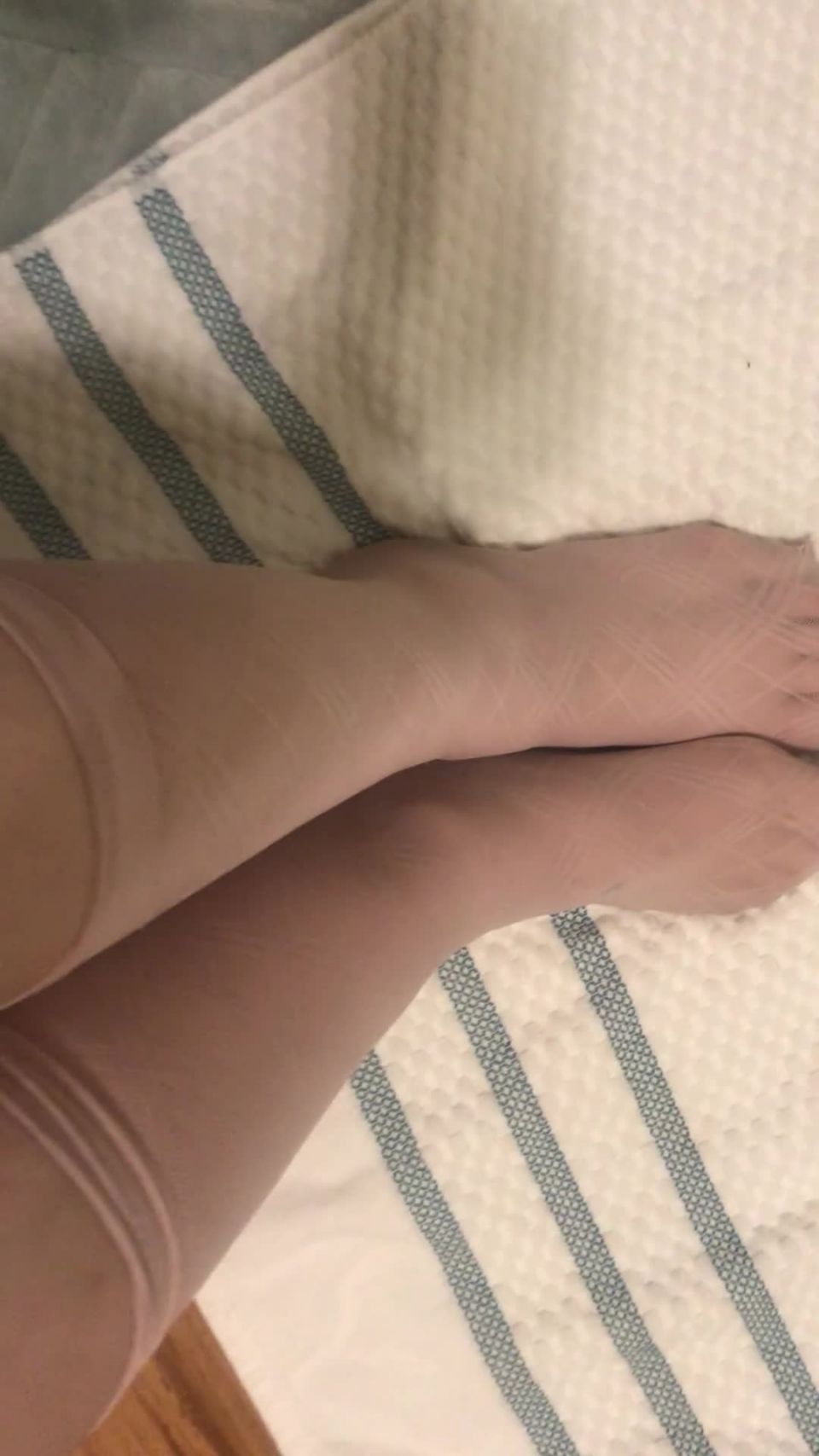 Missxsapphire () - extremely sweaty feet socks 04-09-2018