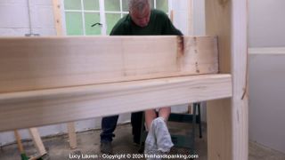 porno en línea clip 42 FirmHandSpanking – Lucy Lauren – Medición – B  mano firme nalgadas  femdom porno aplastando fetiche