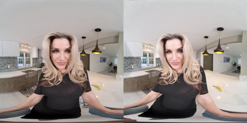 online porn video 24 Honey, Are You Hungry – Kayla Paige 4K,  on virtual reality 