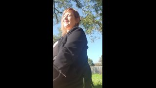thevalestgal - Outdoor smoke and flash - MILF