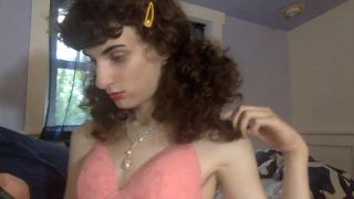 video de vídeo para el 12 de julio de 2019 – 27, en transexuales porno