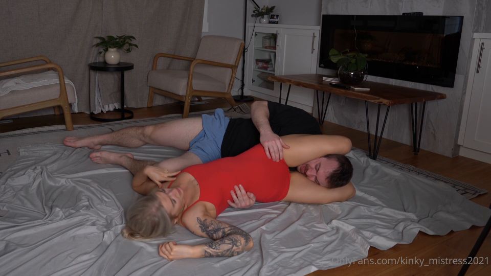 Señora de los Kink Sofia - Ama de los Kink - Bolas y lucha libre - FullHD 1080P