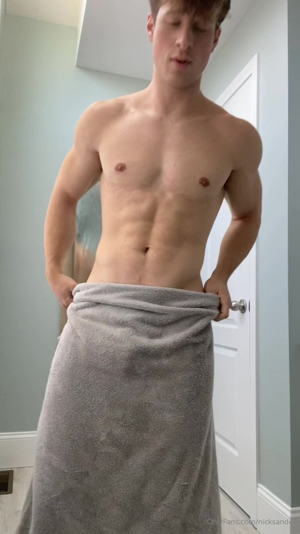 Nick Sandell () Nicksandell - towel tuesday just became towel wednesday 22-04-2020