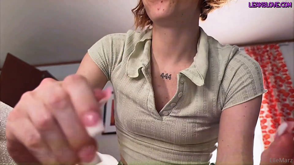 Gran culo Porn Elle Marz – Masaje Parlor Crema Impregnación Parte 2 Confesión embarazada Elle Marz