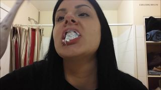 M@nyV1ds - Booty4U - Brushing Teeth With Electric Toothbrush