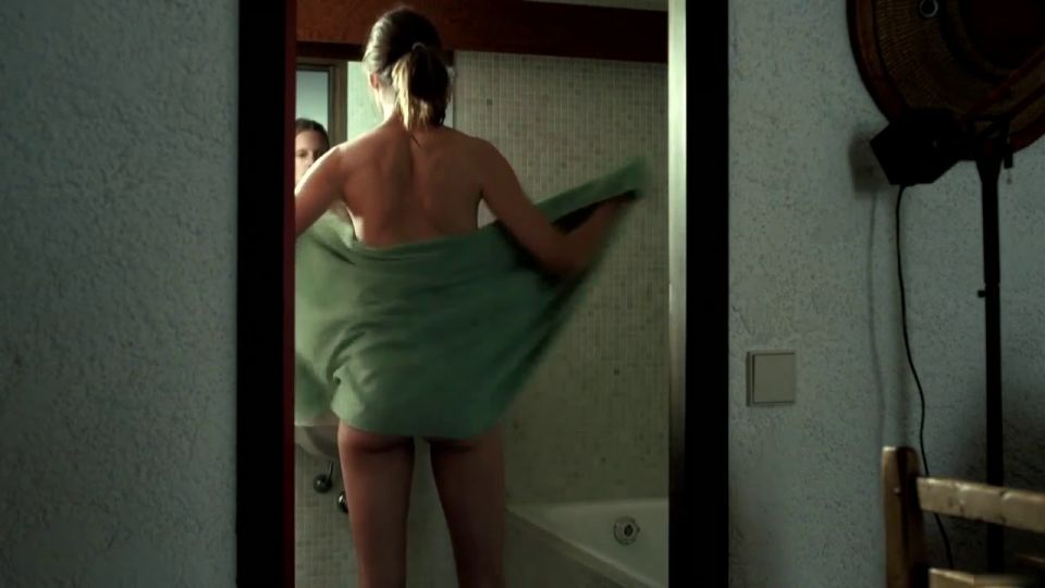 Las últimas películas de adultos de Anne Ratte-Polle que no puedes perderte