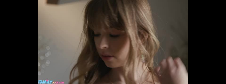 Leila Cove - Leila Cove Finds The Right Time For Her Stepdaddy  *